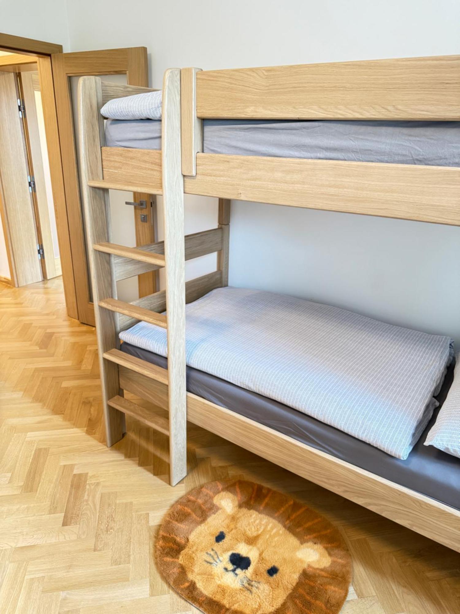 Familyvilla, New 4 Luxury Big Apartments, Parking Praga Exterior foto