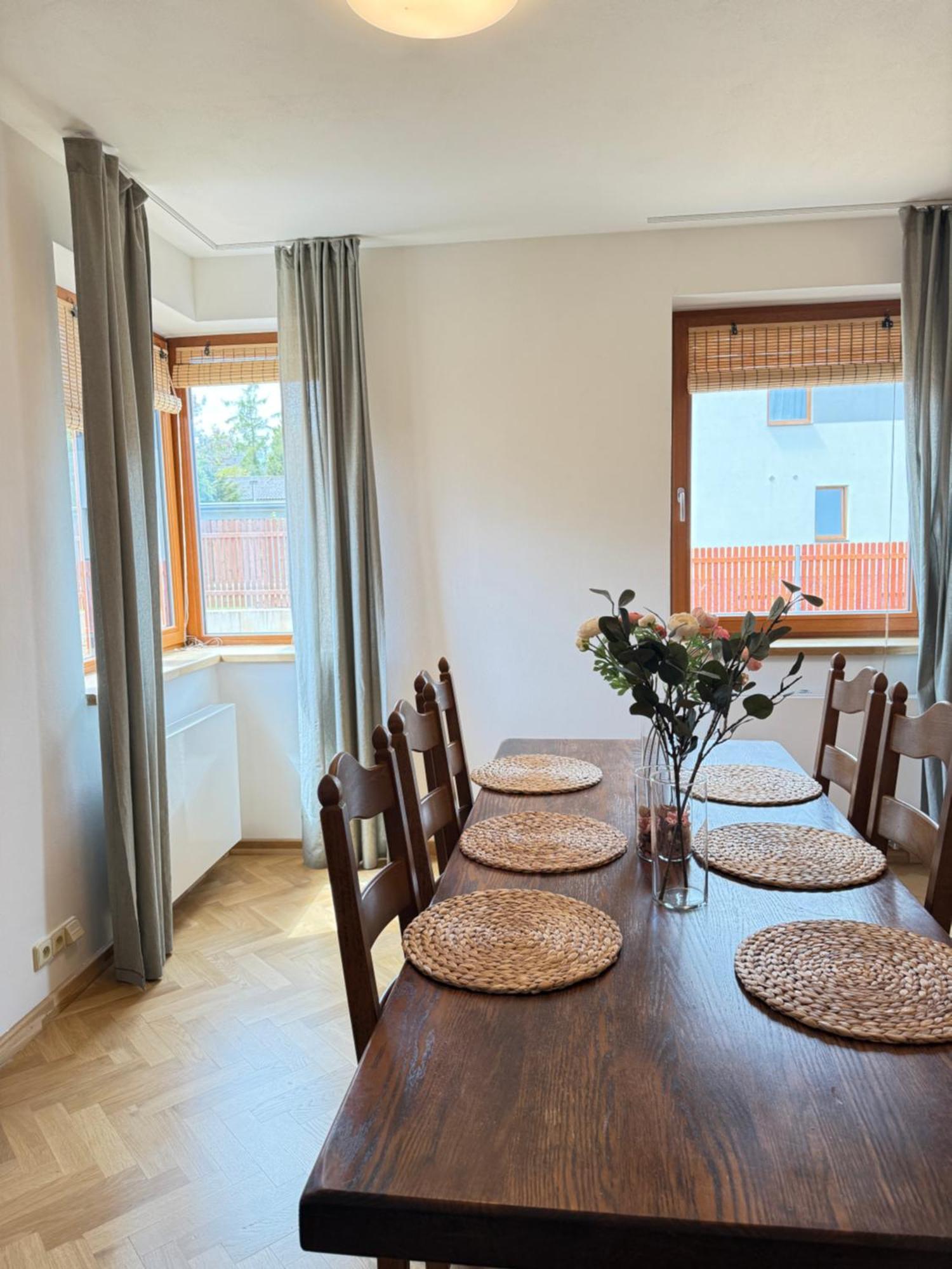 Familyvilla, New 4 Luxury Big Apartments, Parking Praga Exterior foto