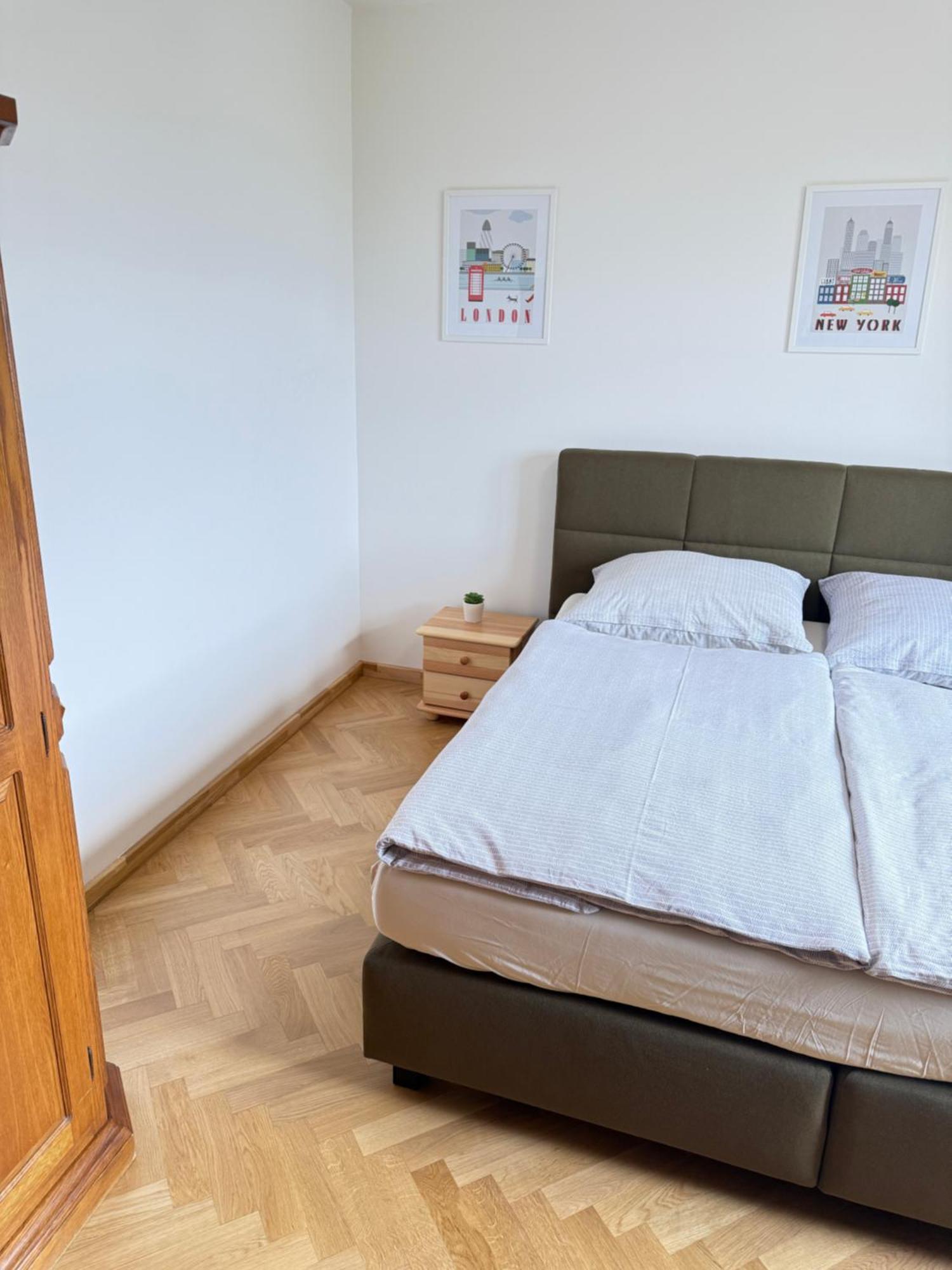 Familyvilla, New 4 Luxury Big Apartments, Parking Praga Exterior foto