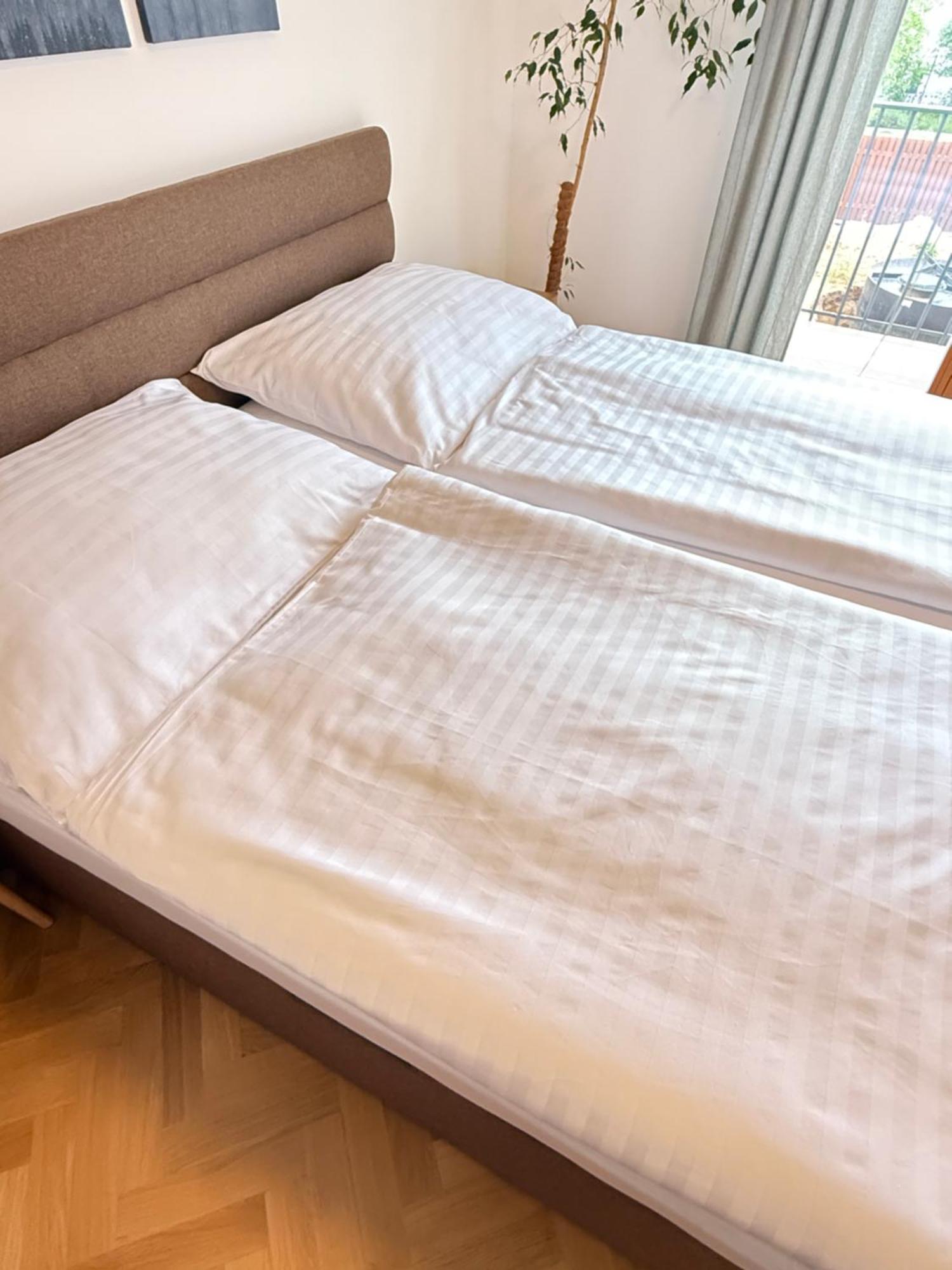 Familyvilla, New 4 Luxury Big Apartments, Parking Praga Exterior foto